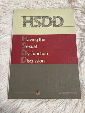 HSDD Having the Sexual Dysfunction Discussion Book Laurence Mignon Therapy